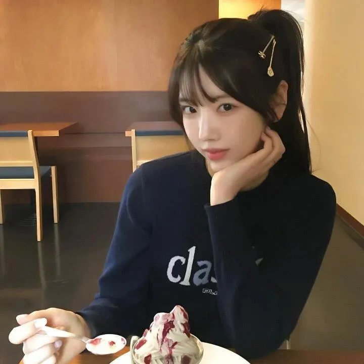 女特工智斗恶邻